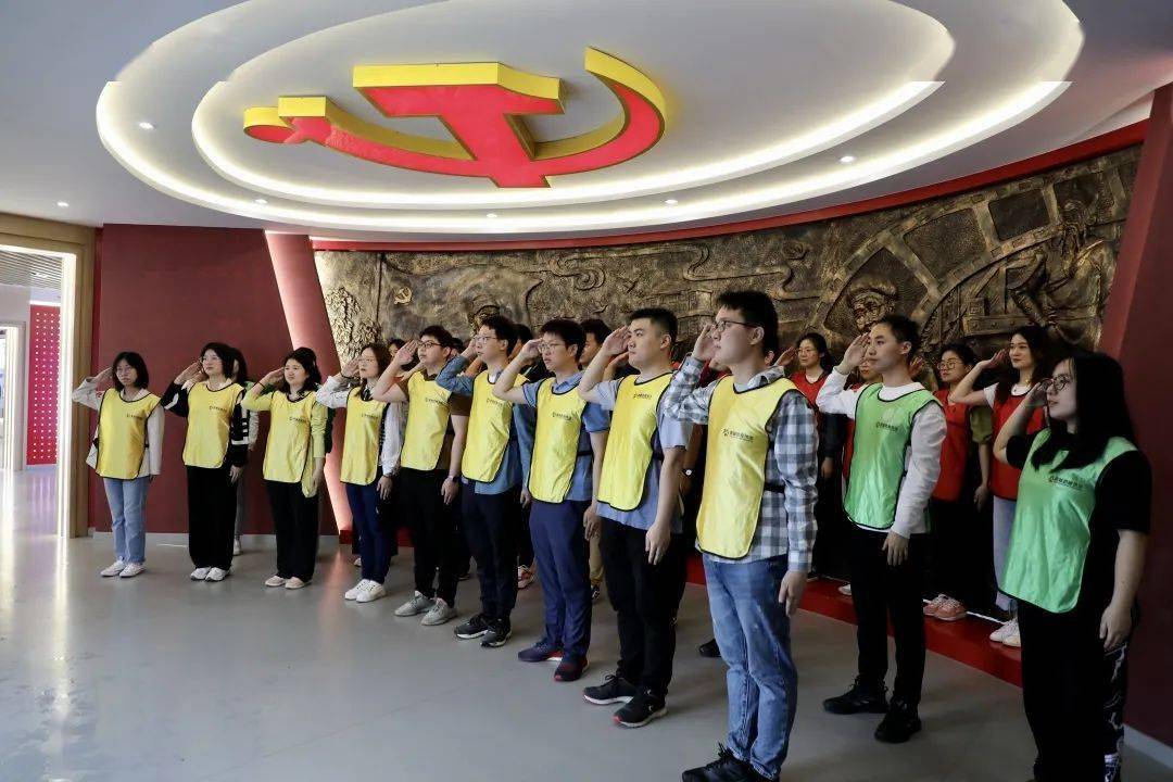 2024年澳門管家婆三肖1006期 17-19-23-24-27-45F：40,探索澳門管家婆三肖的魅力，深度解析第6期數(shù)字組合與未來趨勢