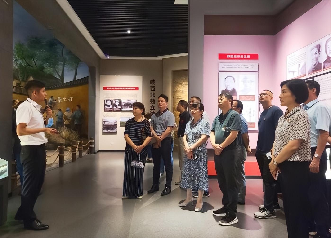 香港免費(fèi)大全資料大全102期 03-14-18-19-32-38J：04,香港免費(fèi)大全資料大全深度解析，第102期彩票預(yù)測與探索（關(guān)鍵詞，03-14-18-19-32-38J，04）