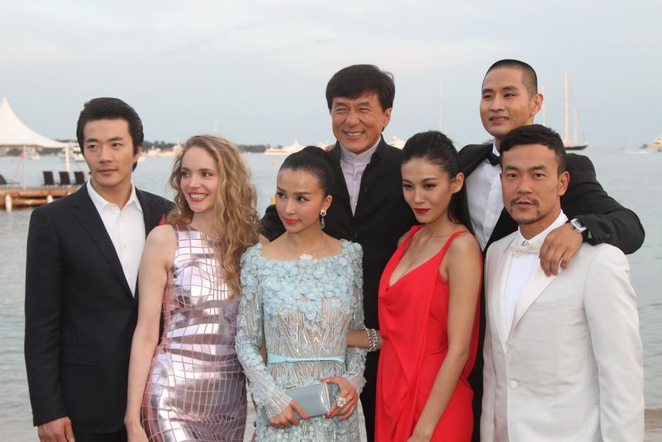 今晚9點30開什么生肖明007期 02-03-06-15-34-42M：12,今晚9點30分的生肖開啟，探尋數(shù)字背后的奧秘與生肖運勢展望（明007期）